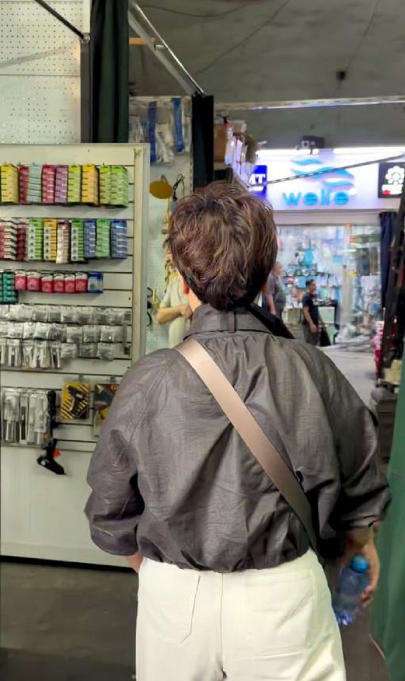 Field research in local commercial market